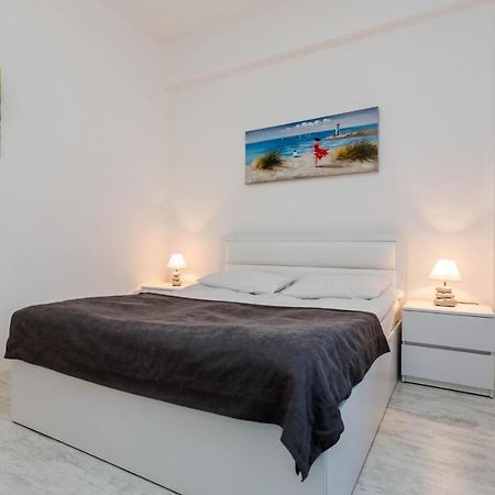 Lovely 2 Bedroom Flat Tbilisi Ngoại thất bức ảnh