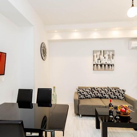 Lovely 2 Bedroom Flat Tbilisi Ngoại thất bức ảnh