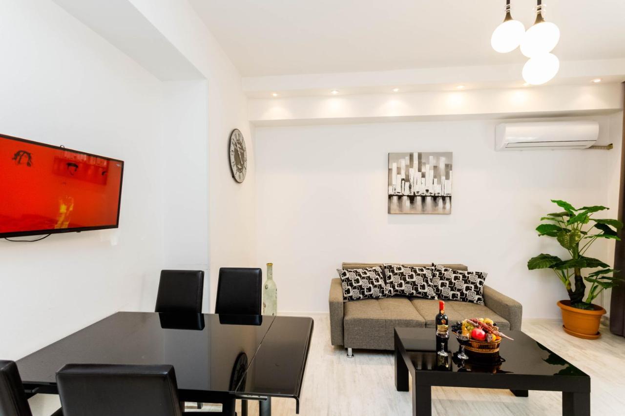 Lovely 2 Bedroom Flat Tbilisi Ngoại thất bức ảnh