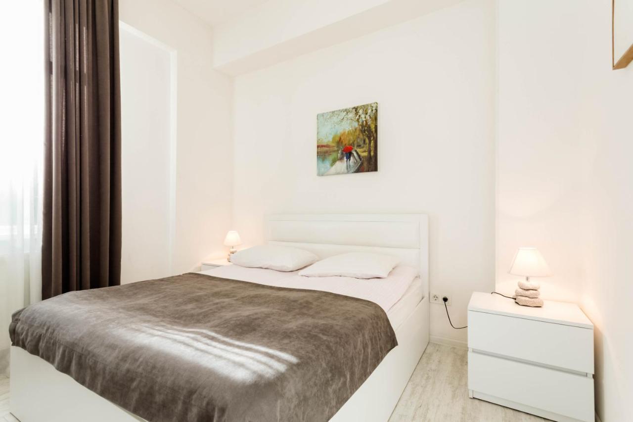 Lovely 2 Bedroom Flat Tbilisi Ngoại thất bức ảnh